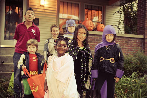 Trick or treating photo by Flickr user Steven Depolo